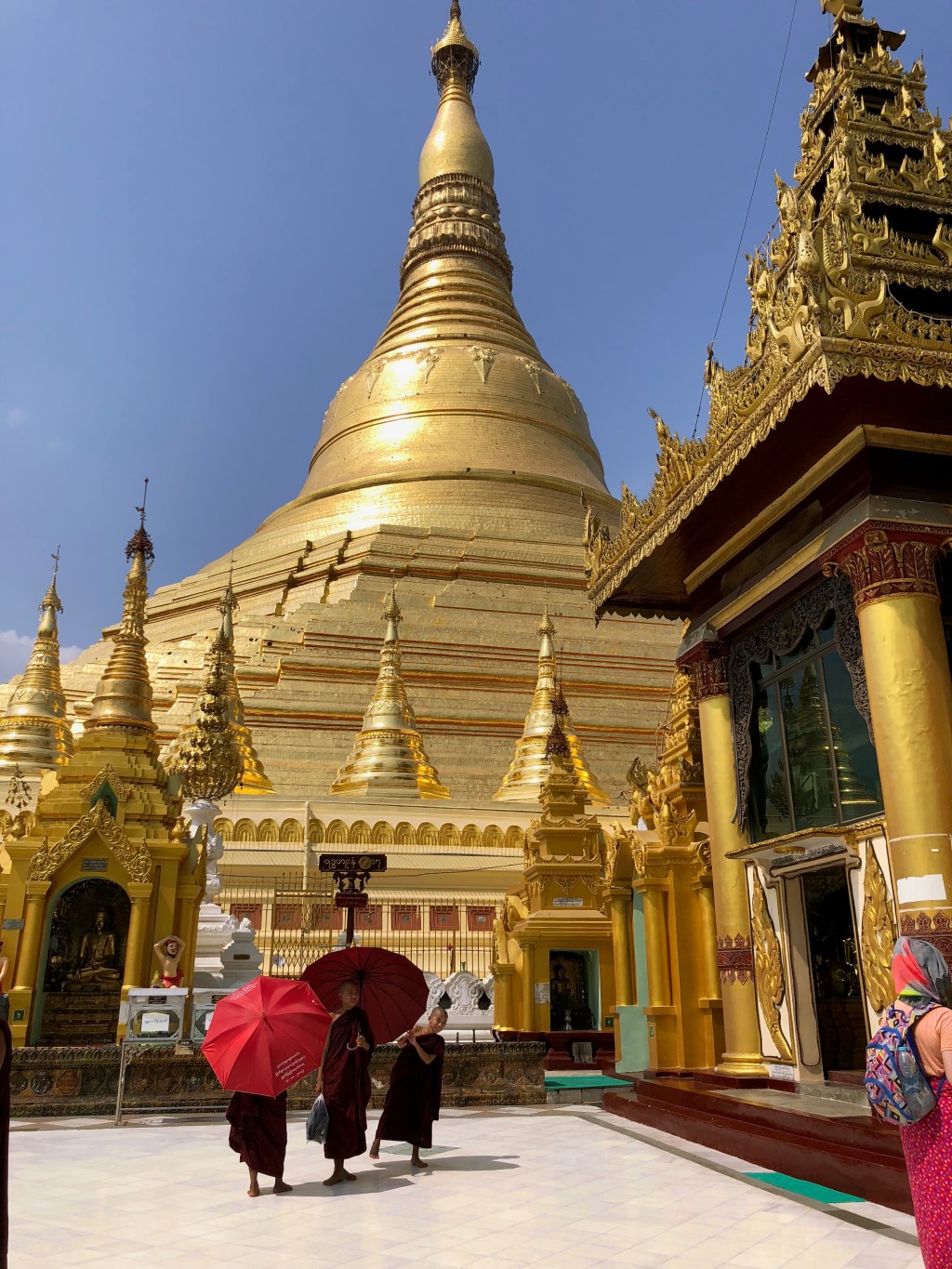 SHWEDAGON PAGODA, RANGOON, BURMA aka JANGON,&nbsp;MYANMAR